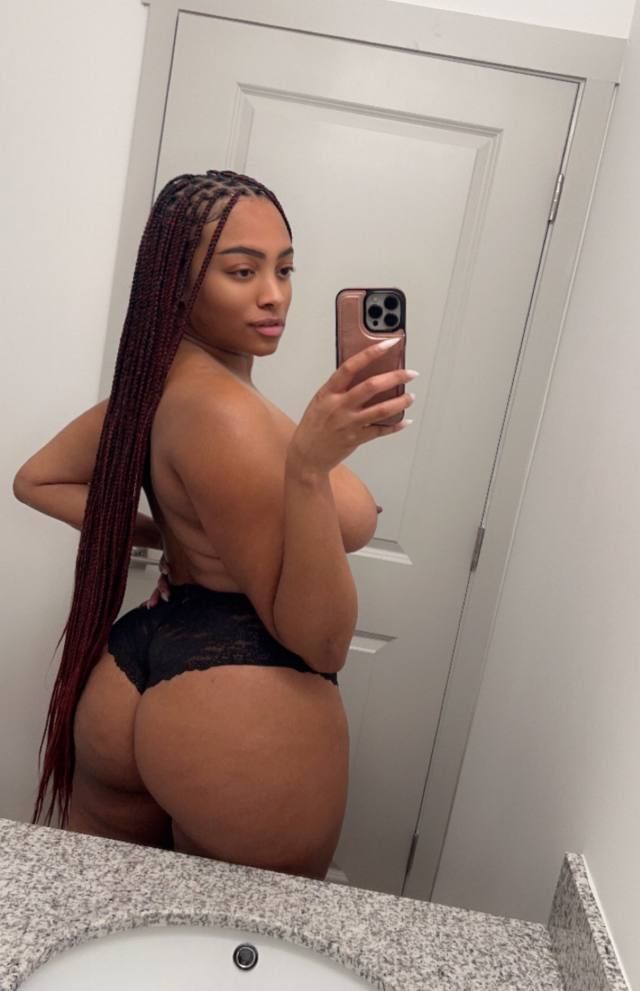 Honey Wet Pussy - Image 2